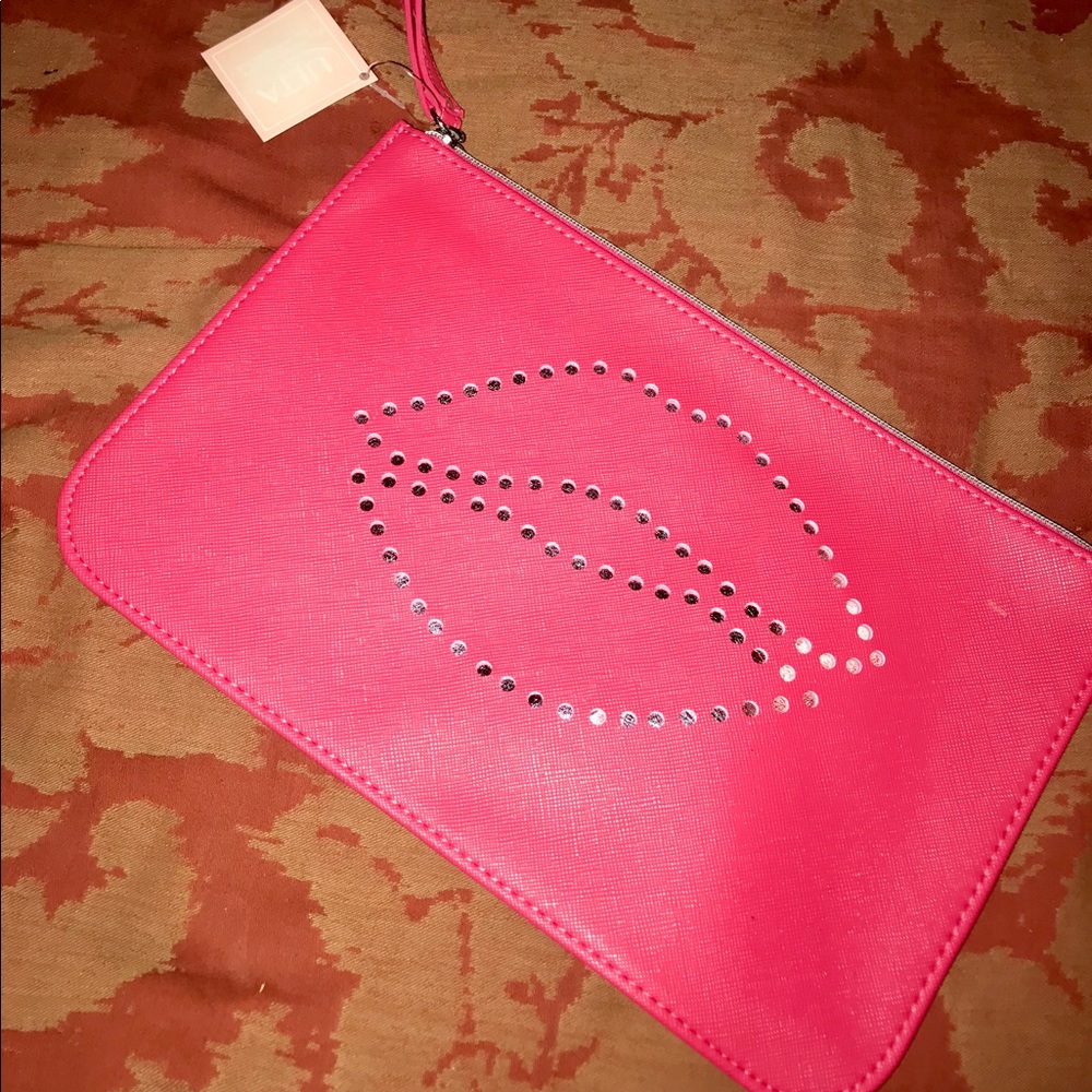 🚫SOLD🚫Hot Pink Lips Clutch